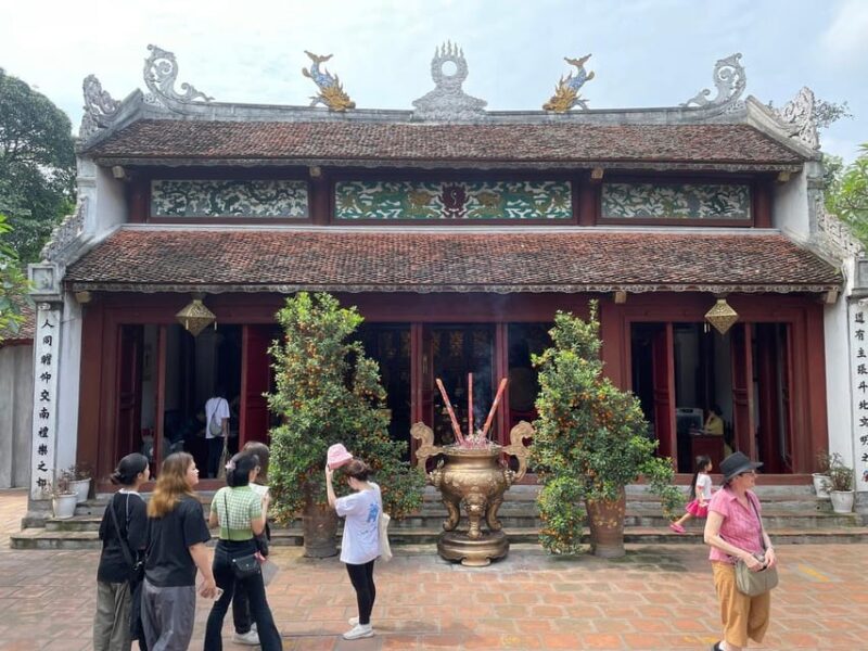 Private Hanoi Walking Tour With a Local Guide - Booking Information