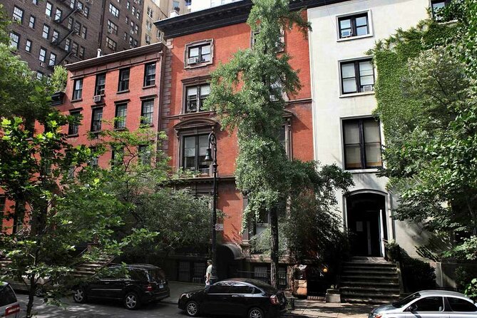 Private Haunted and Historic Audio Tour in Greenwich Village - Exploring Haunted History