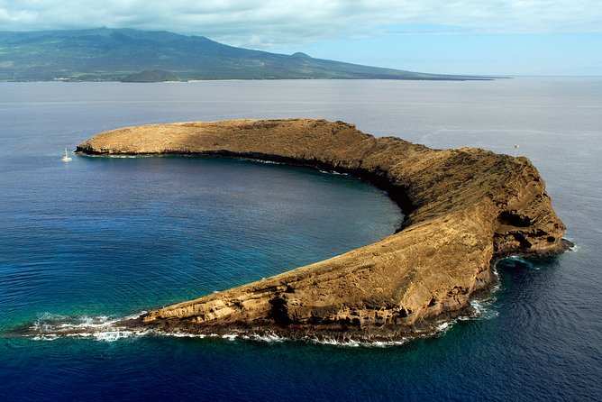 Private Helicopter Excursion of Maui Nui From Lanai - Booking and Confirmation