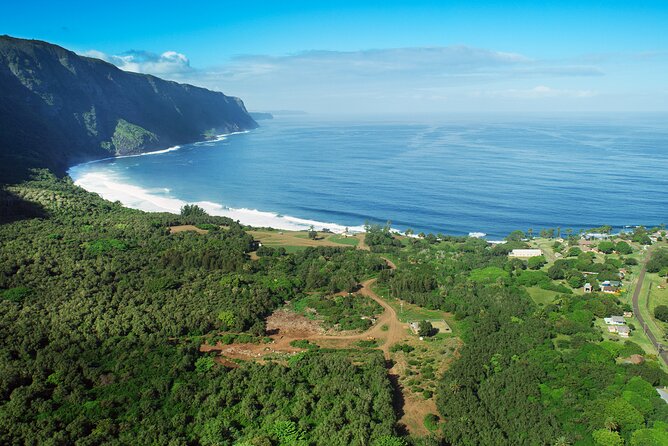 Private Helicopter Excursion Over Molokai Sea Cliffs With Landing From Lanai - Exploring the Molokai Sea Cliffs