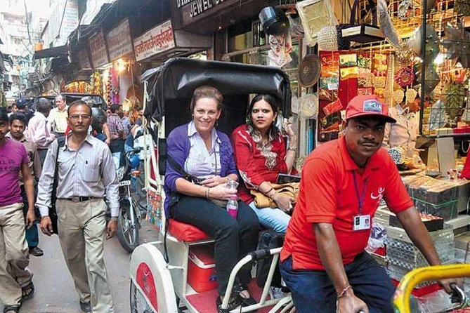 Private Heritage Walking Tour of Pinkcity With Food. - Exploring Jaipurs Vibrant Bazaars