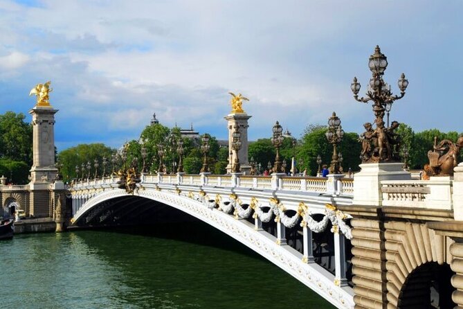 Private Highlights of Paris Tuk-Tuk Experience - Highlights of the Experience