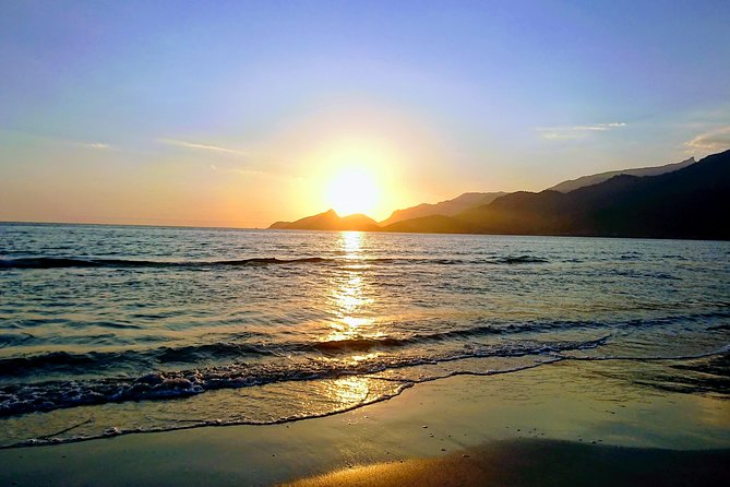 Private Hike on the Pirates Route + Lopes Mendes - Ilha Grande - RJ - Guided Tour and Safety