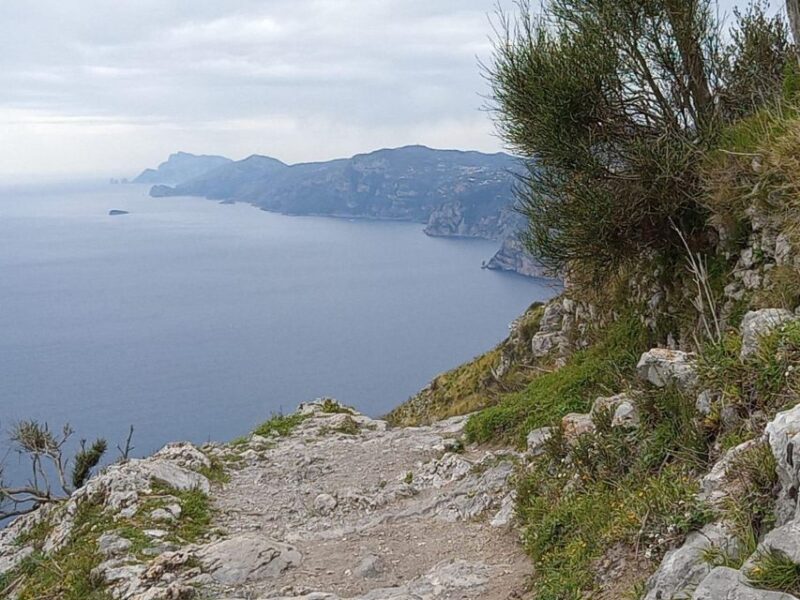 Private Hike to the Path of Gods - Amalfi Coast - Group Size and Languages