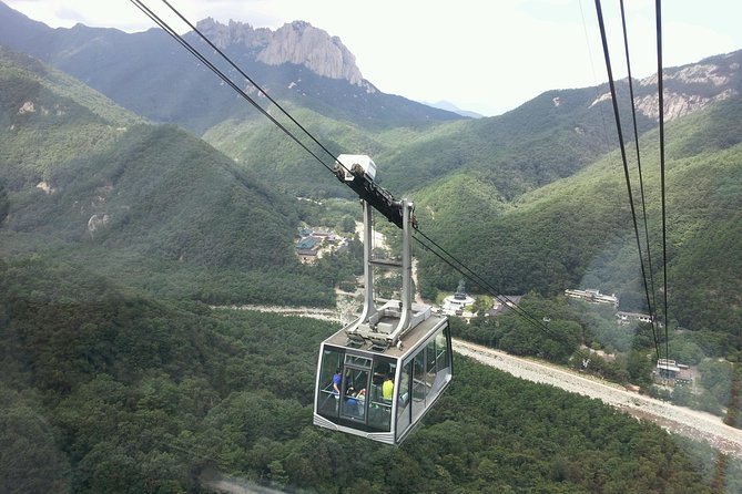 Private Hiking Tour in Seorak National Park With Korean Authentic Chicken Soup - Reviews and Experiences