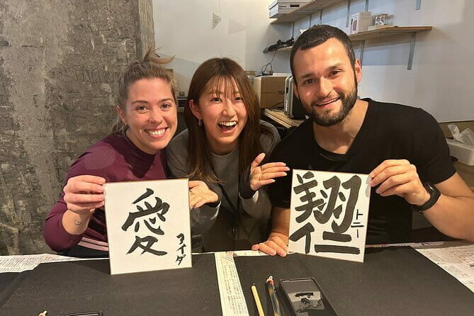 Private Hiroshima Calligraphy: Create Your Own Kanji Art Souvenir - Key Points