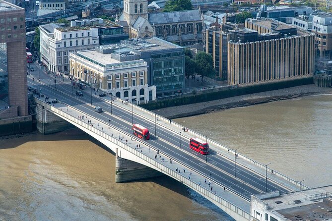 Private Historic Pubs of London Bridge and Borough Walking Tour - Key Points
