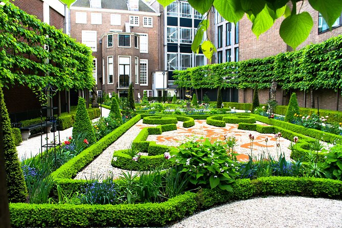 Private Historical Family Tour in Amsterdam - Exploring the Citys Unique Architecture