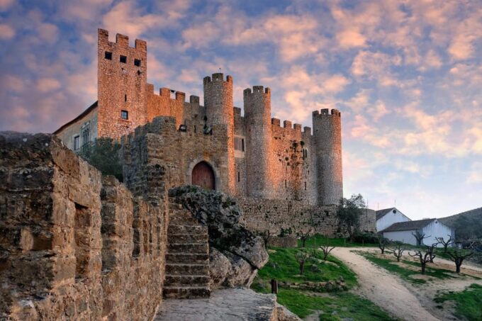 Private & Historical: Óbidos, Nazaré, Alcobaça and Batalha. - Exploring Nazare