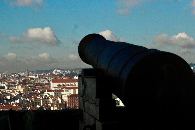 Private Historical Tour in Medieval Lisbon and St George Castle - Meeting and Pickup