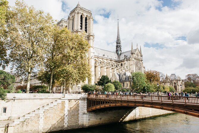 Private Historical Tour of Notre Dame - Pricing and Cancellation Policy