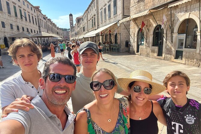 Private History Old Town and City Wall Tour in Dubrovnik - Meeting and End Points