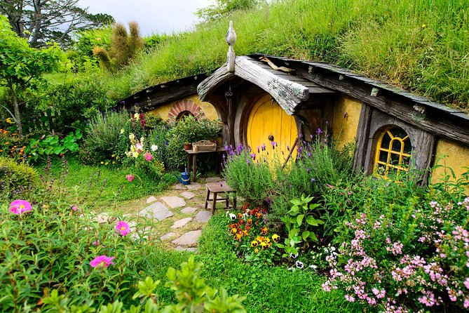 Private Hobbiton Movie Set Tour - Group Size and Pricing