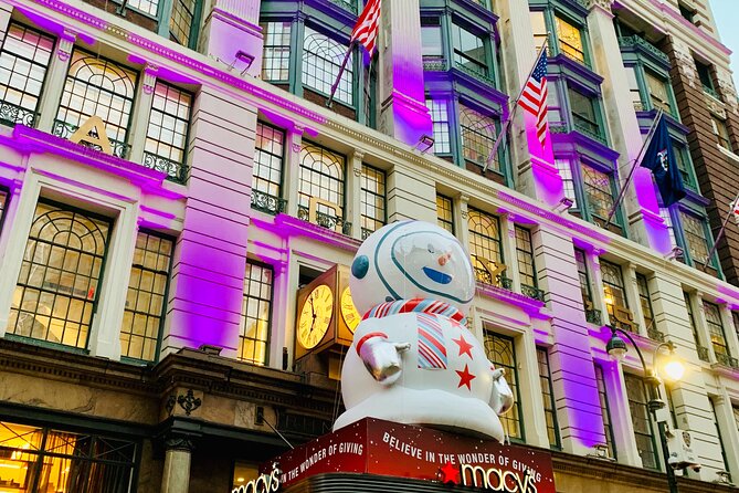 Private Holiday Movie Sites and City Lights Guided Tour - Accessibility and Participation