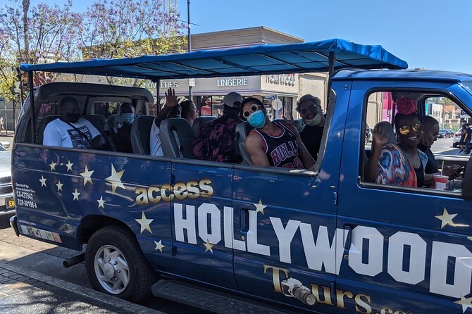 Private Hollywood & Celebrity Homes Tour - Getting to the Meeting Point