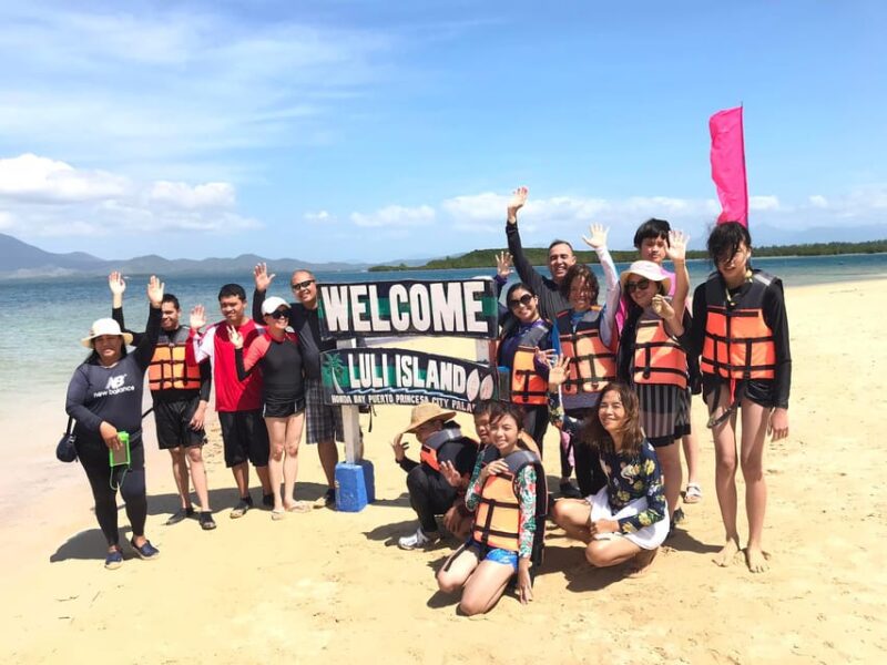 Private Honda Bay Tour for 2 Persons - Key Points