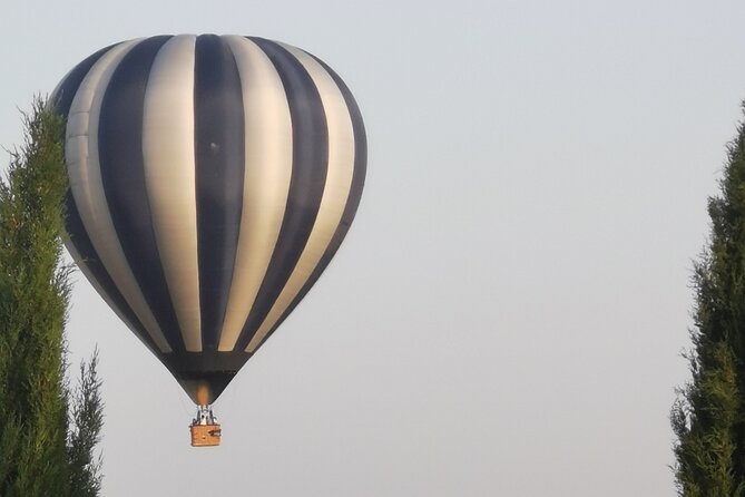 Private Hot Air Balloon Flight Over Pienza - What to Expect Onboard