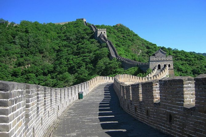Private Huanghuacheng Great Wall Hiking Tour From Beijing With Local Tasty Lunch - Meeting and Pickup