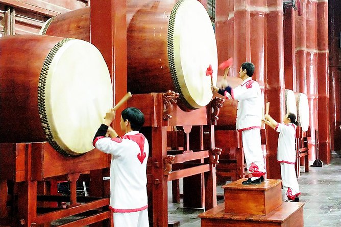 Private Hutong Tour: Prince Gongs Palace, Drum & Bell Tower - Exploring the Hutongs of Beijing