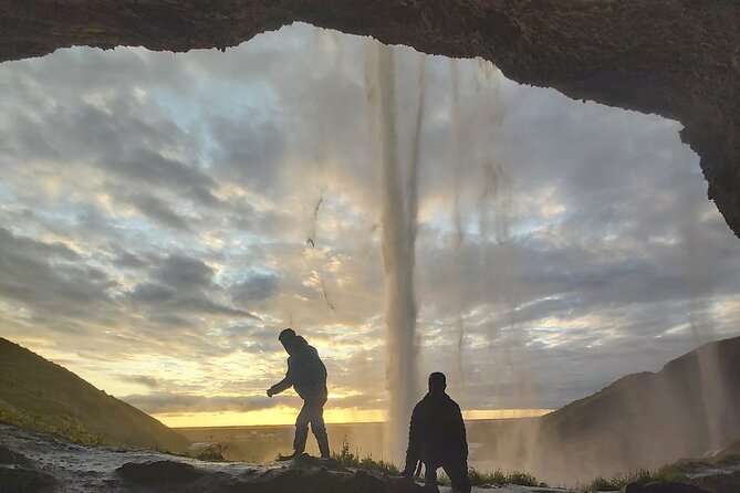 Private Iceland South Cost Tour and Glacier Hike - Health Considerations