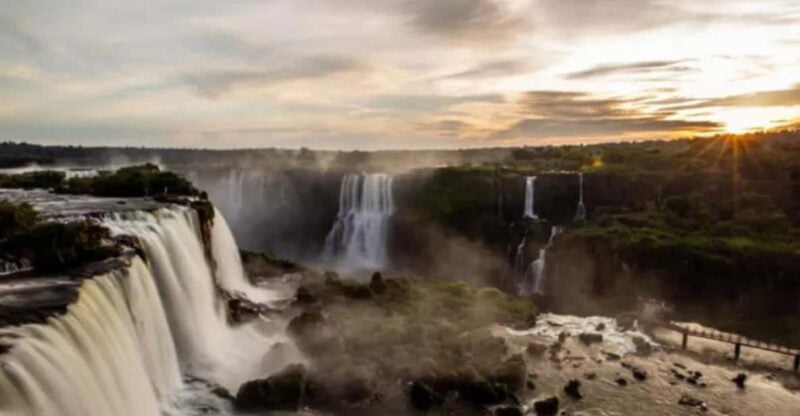 Private Iguaçu Falls: Explore Brazilian and Argentine Side - Group Size and Duration