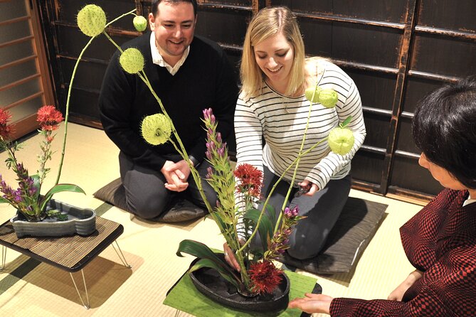 Private Ikebana in a Kyoto Machiya - Capturing the Memories of Your Ikebana Experience