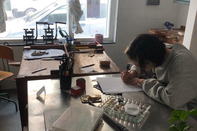 Private Initiation Workshops to Jewelry in A Coruña - Activity Duration