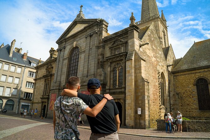Private Interactive Game and Walking Tour in Saint Malo - Accessibility and Participant Requirements