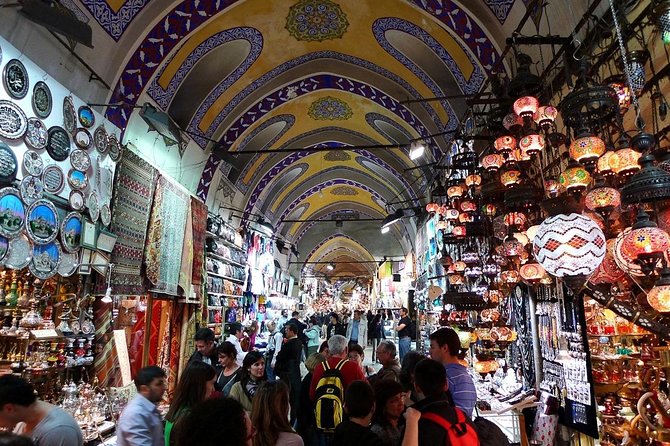 Private Istanbul Old City Tour With Local Expert Guide - Exploring Topkapi Palace