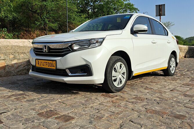 Private Jaipur Arrival Transfer - Airport to Hotel/Accommodation - FAQs