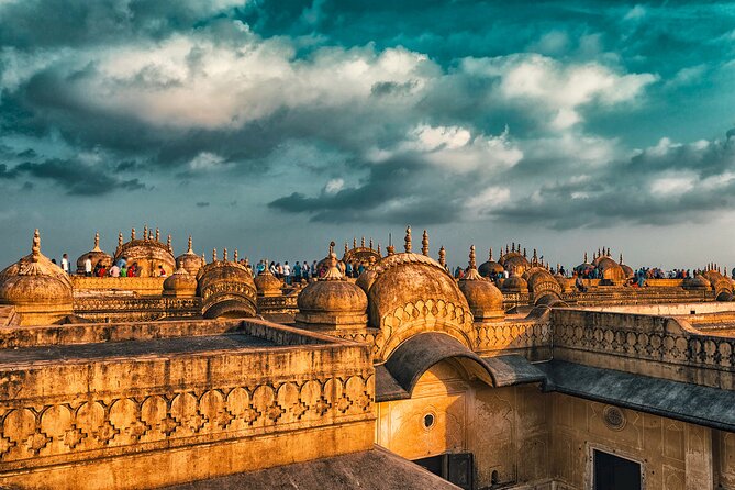 Private Jaipur Night Tour With Nahargarh Sunset Viewpoint - Royal Gaitor Tumbas
