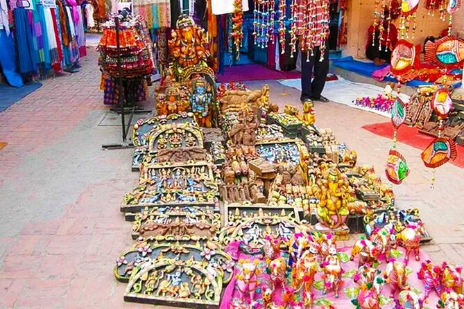 Private Jaipur Shopping Tour With Guide - Itinerary