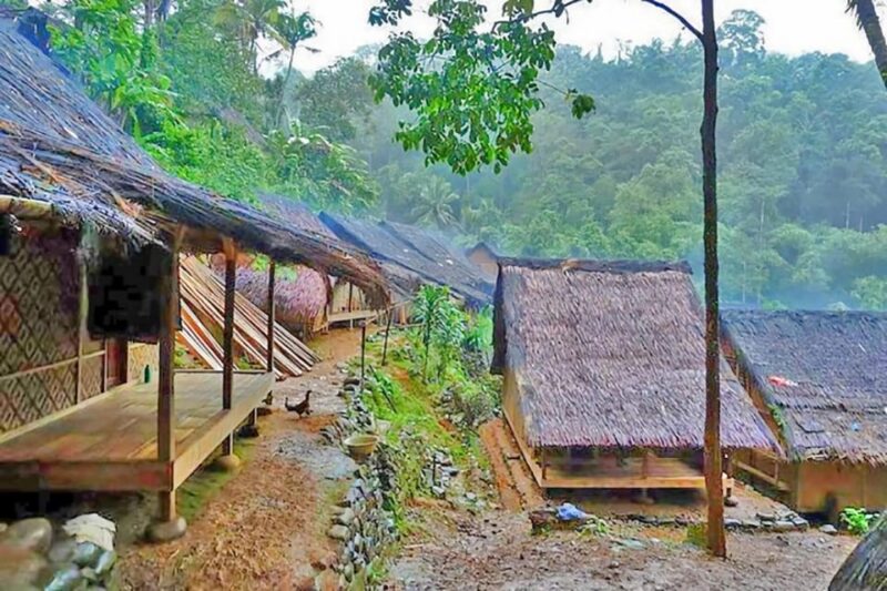 Private Jakarta Tour : Baduy Primitive Village - Meeting Tribe Members