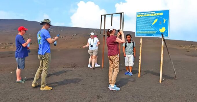 Private Jakarta Tour : Exploring Mount Krakatau Volcano Tour - Languages Offered
