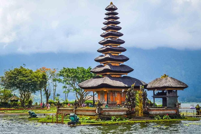 Private Jatiluwih Rice Terraces Heritage Site and Culture Tour - Ulun Danu Beratan Temple