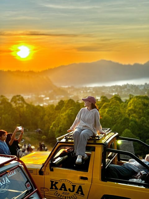 Private Jeep 4x4 And Black Lava & Hot Spring - Sunrise Experience