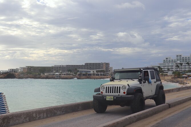 Private Jeep Wrangler Island Tour - Cruise Ship Passengers