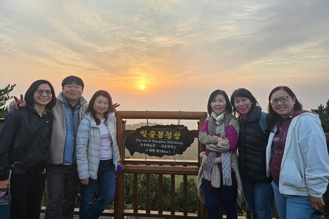 Private Jeju Customized Tour with Local Guide Mr.LEE Hong-min - The Flexibility and Personal Touch of a Private Guide