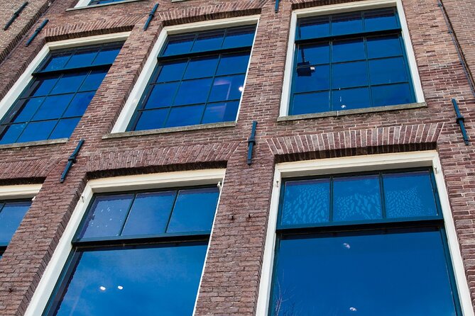 Private Jewish Tour of Amsterdam With Local Tour Guide - Cancellation and Reviews