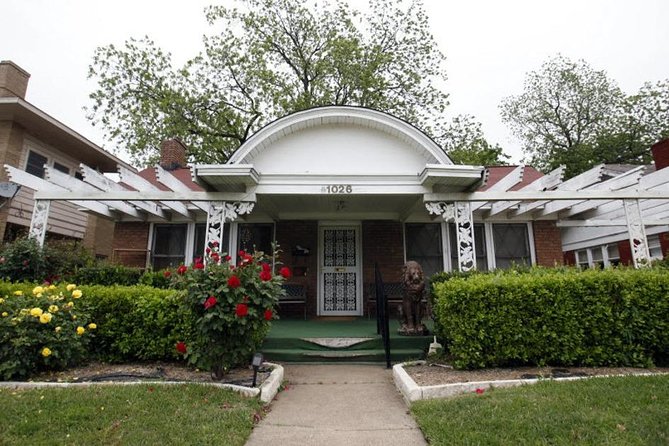 Private JFK Bus Tour With Oswald Rooming House - Private Tour Experience