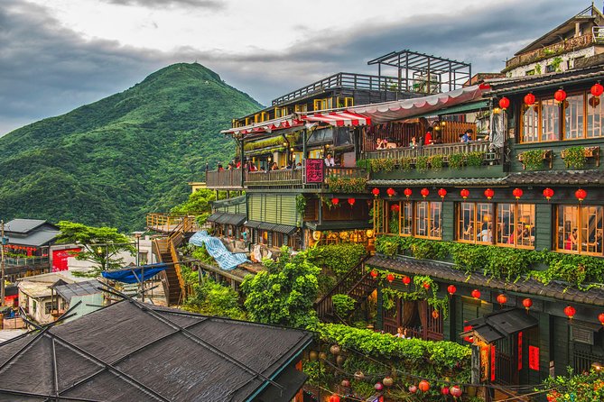 Private Jiufen & Pingxi Day Tour With English-Speaking Guide - Policies and Requirements