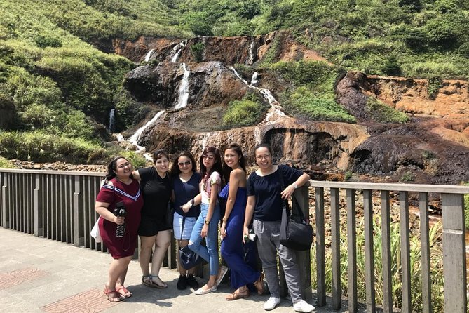 Private Jiufen & Pingxi Day Tour With English-Speaking Guide - Jiufen Old Street