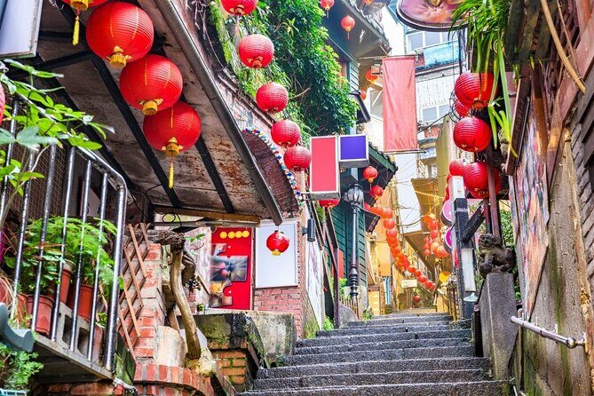 [Private] Jiufen Village & Shifen Town from Taipei with Pickup - The Experience in Practice