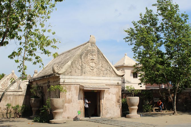 Private Jogja Day Trip From Yogyakarta With Hotel Pickup - Sonobudoyo Museum: Cultural Heritage