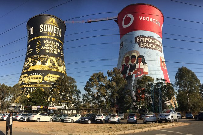 Private Johannesburg Full Day Tour Incl Soweto & Cultural Experience - Visiting Apartheid Museum