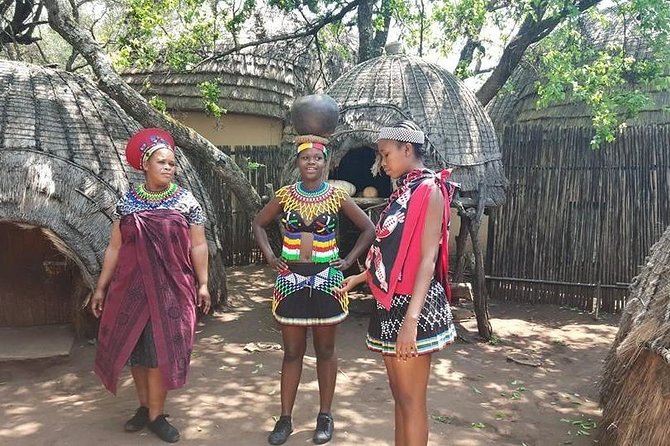 Private Johannesburg Full Day Tour Incl Soweto & Cultural Experience - Safari at Lion Park