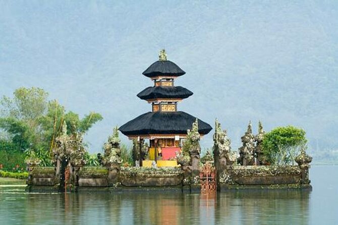 Private Jungle Trekking Tour With Tamblingan Lake Canoeing - Key Points