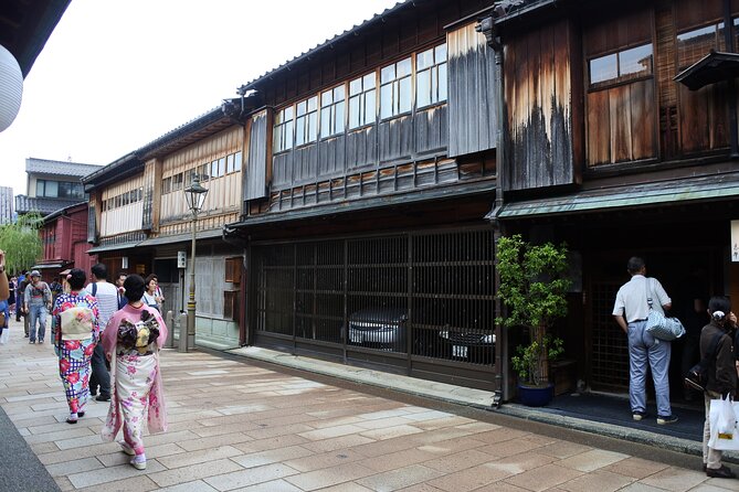 Private Kanazawa Personalized Guided Tour - Pickup Information