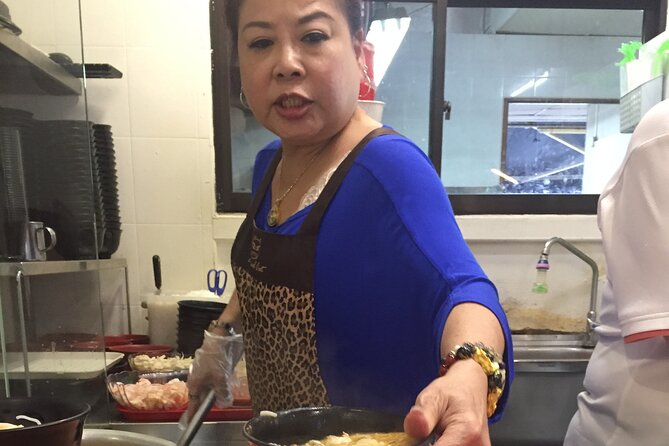 Private Katong Evening Food Tour - Tour Features