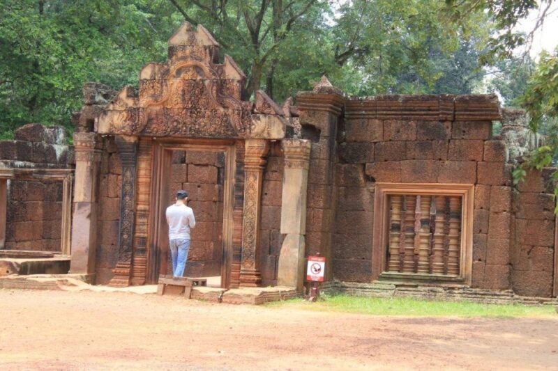 Private Kbal Spean & Banteay Srei Guided Tour - Experience Details